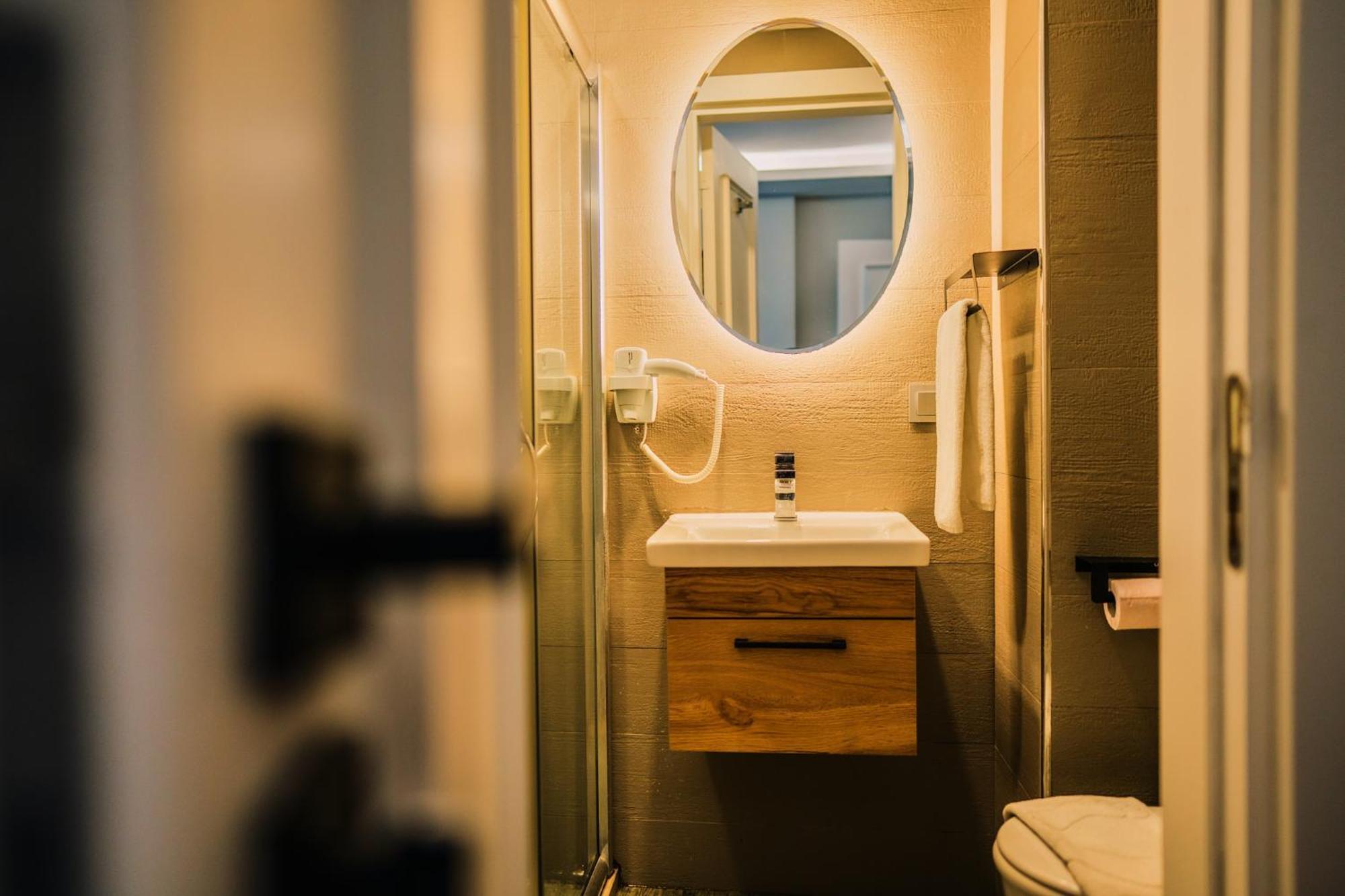 Taksim Santa Lucia Hotel 伊斯坦布尔 外观 照片