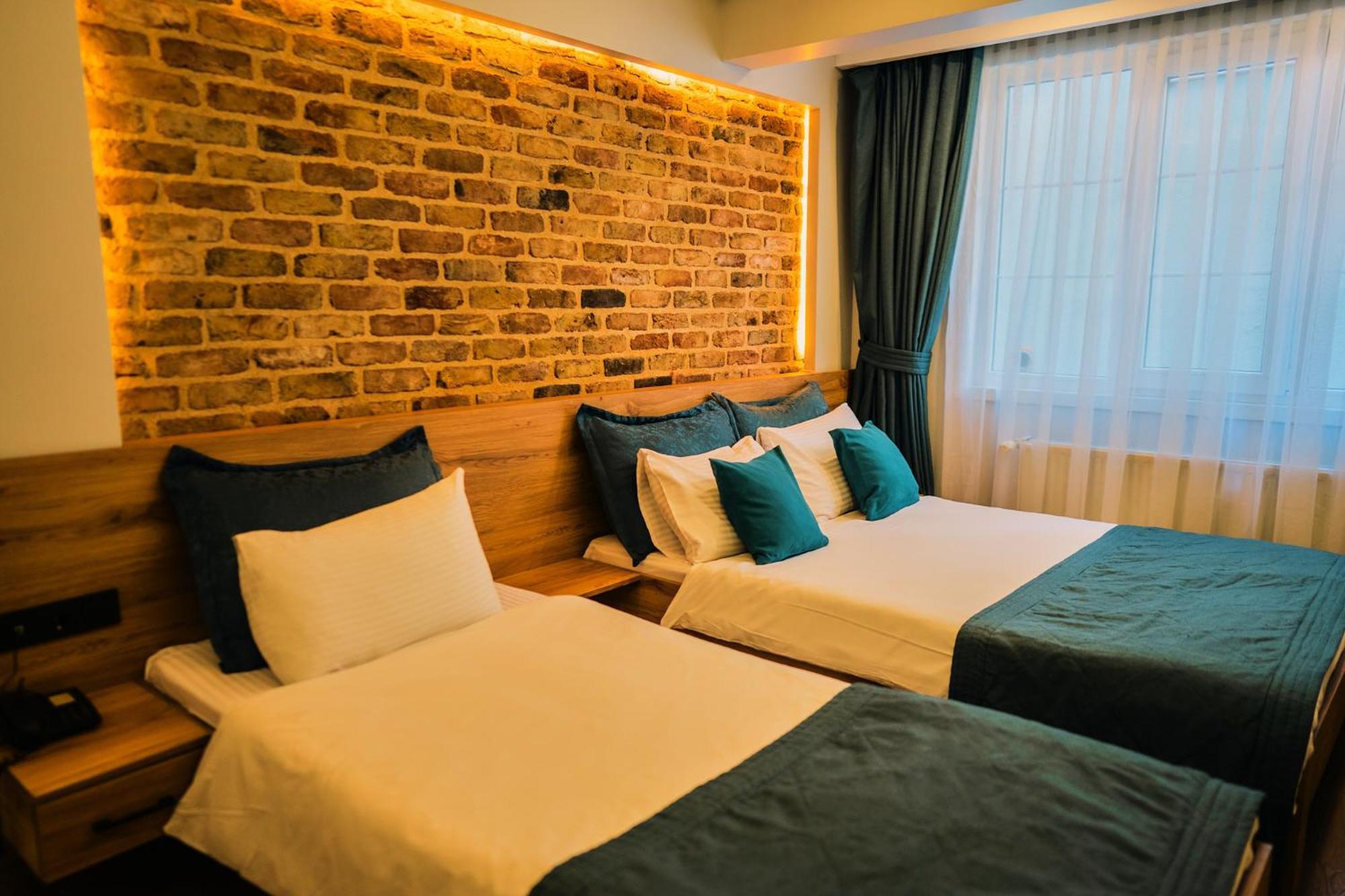 Taksim Santa Lucia Hotel 伊斯坦布尔 外观 照片